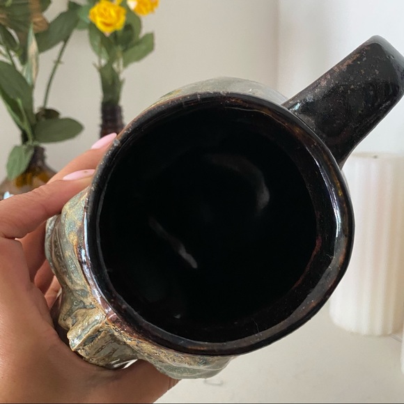 Vintage handmade skull ceramic large coffee mug - Picture 6 of 7